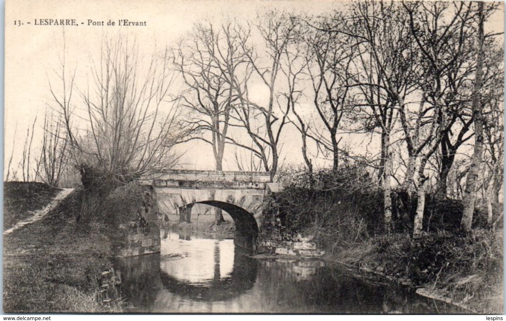 33 - LESPARRE --  Pont De L'Ervant - Lesparre Medoc