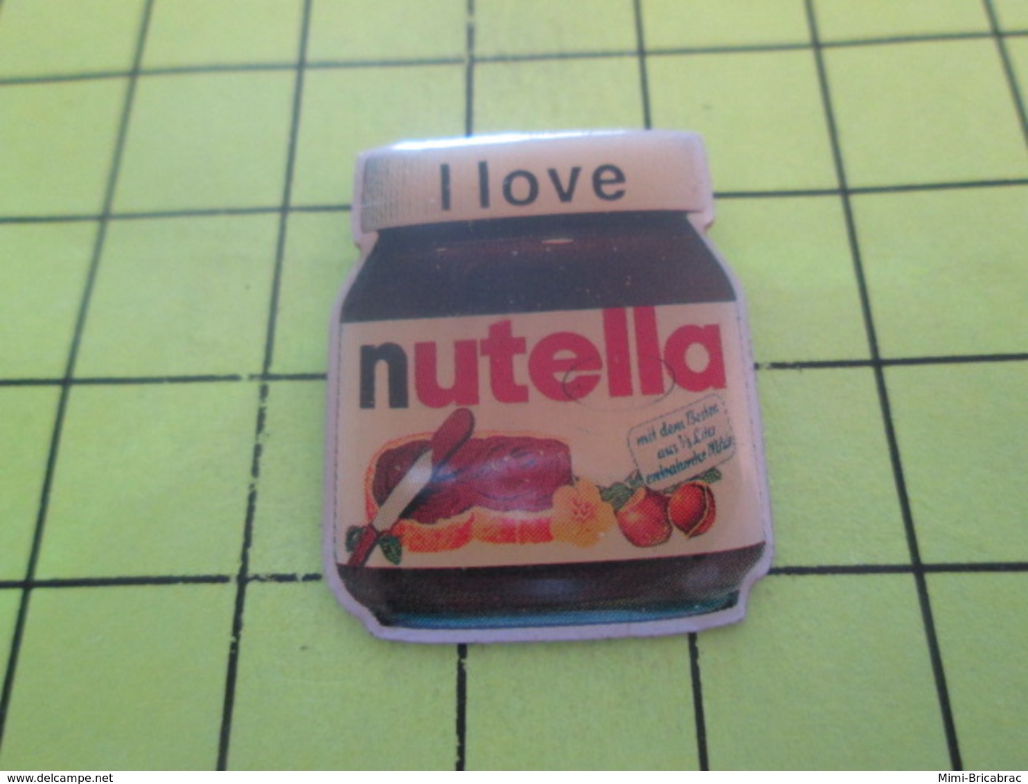 SP06 Pins Pin's / Rare & Belle Qualité THEME ALIMENTATION / I LOVE NUTELLA Et Son Huile De Palme Pour Les Hommes Grenoui - Food