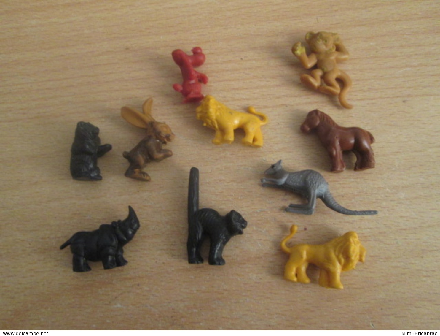 PUB719 : ANIMAUX DE PETITE TAILLE (2 Cm Environ) EN PLASTIQUE SOUPLE ANNEES 70 ORIGINE INCONNUE - Autres & Non Classés