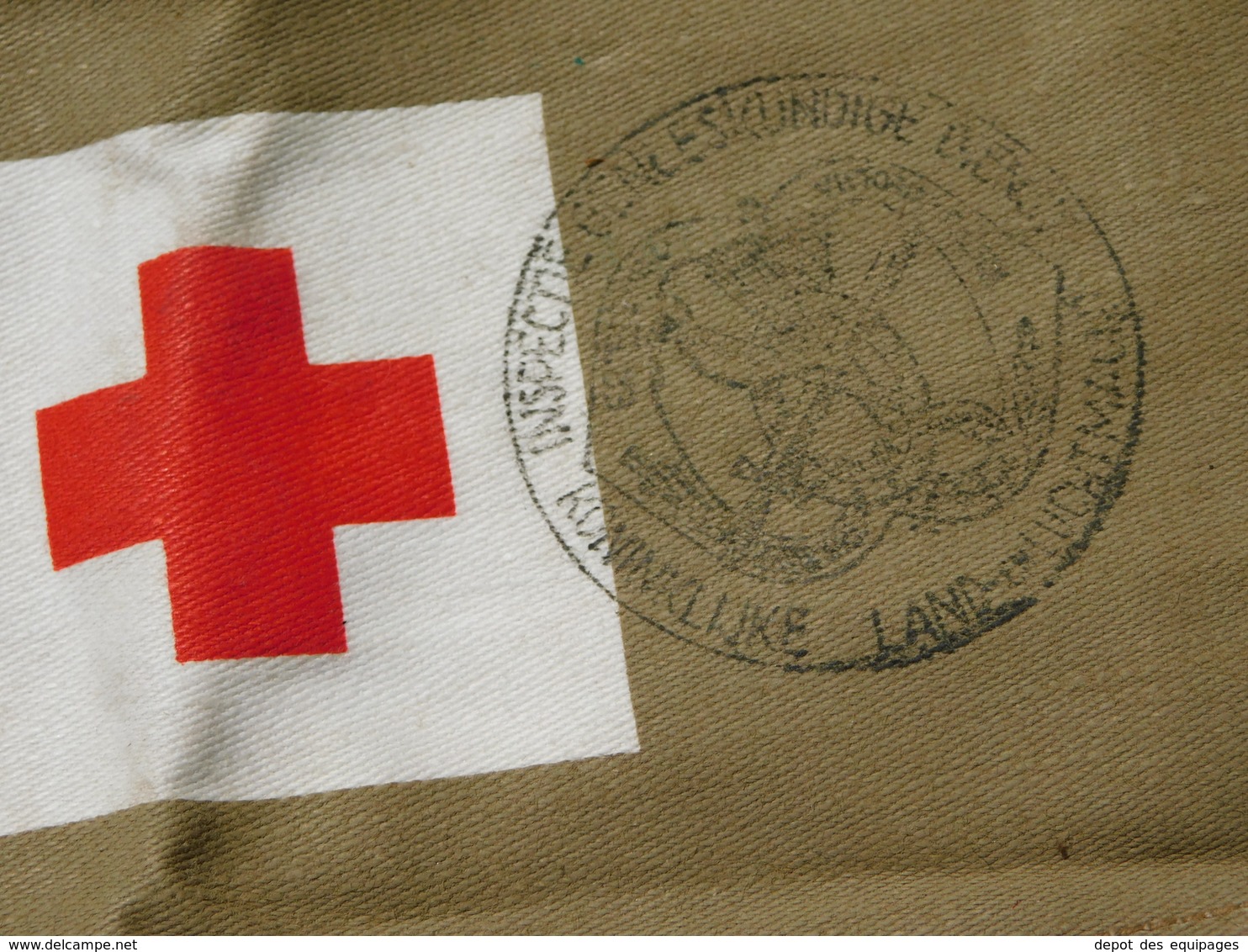 BRASSARD INFIRMIER MEDECIN - HOLLANDE - PAYS BAS - état Neuf De Stock - Uniformes