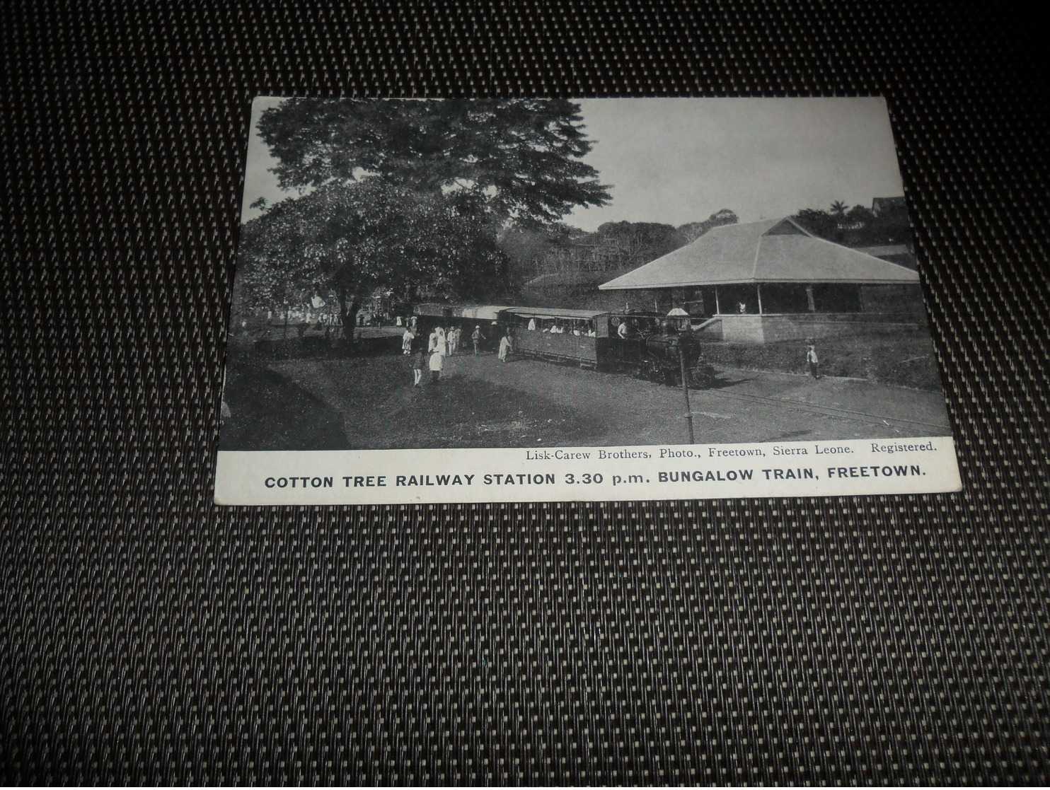 Afrique ( 47 )  Africa  Afrika  :   Sierra Leone   Freetown : Cotton Tree Railway Station - Sierra Leone