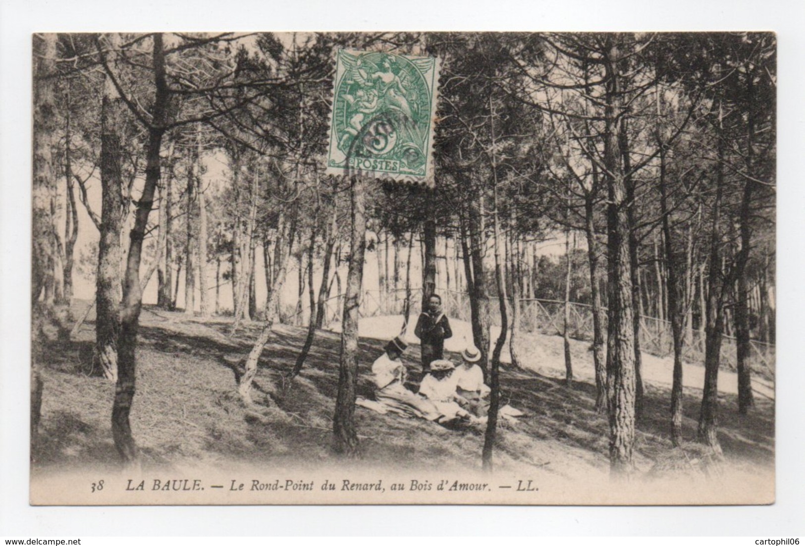 - CPA LA BAULE (44) - Le Rond-Point Du Renard, Au Bois D'Amour - Editions Lévy N° 38 - - La Baule-Escoublac