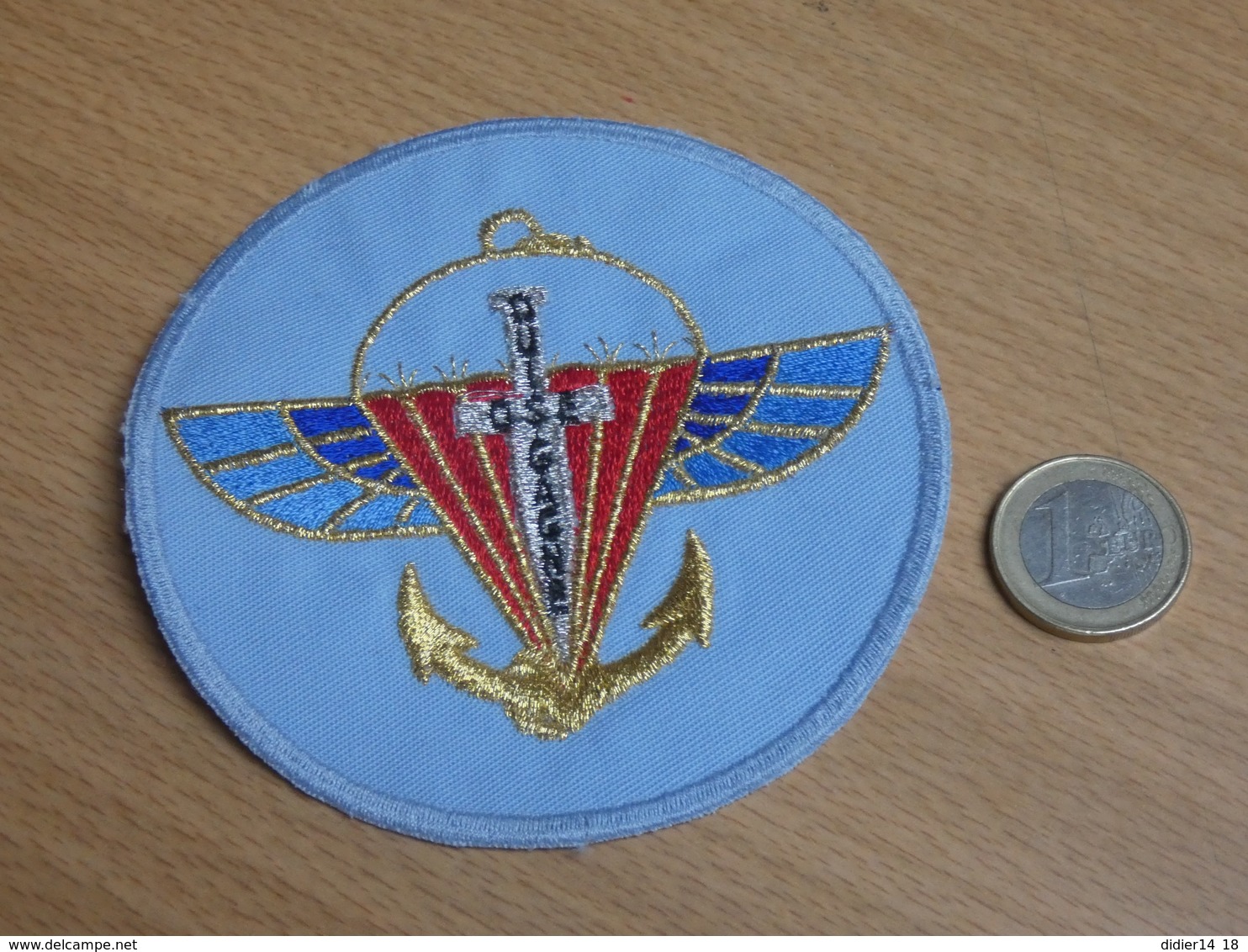 PATCH. 2éme RPIMA. PARA. PARACHUTISTE. - Scudetti In Tela