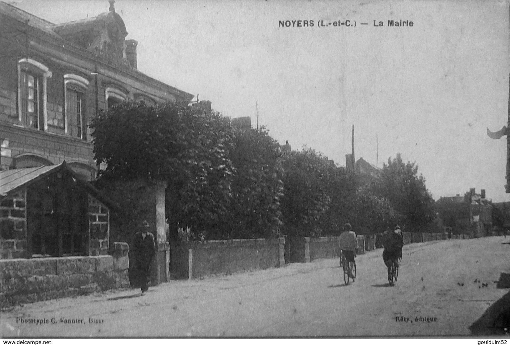 La Mairie - Noyers Sur Cher