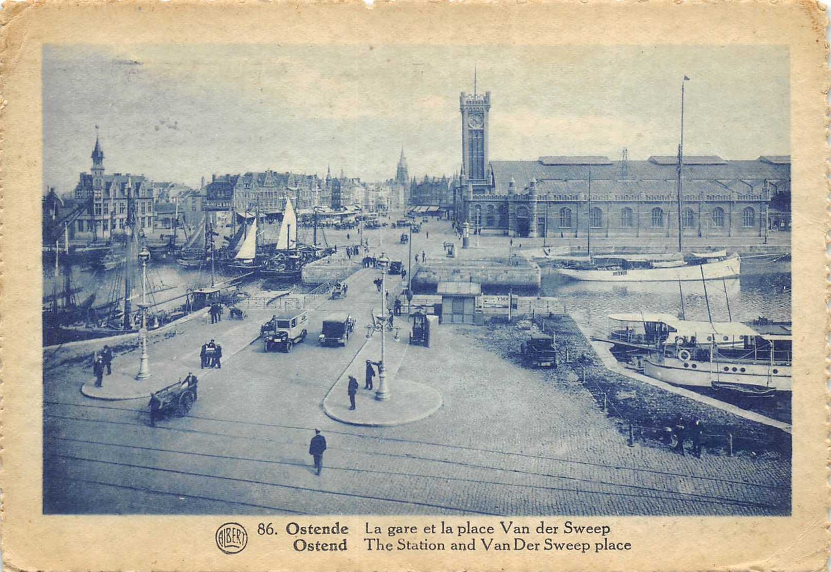 Ostende - La Gare Et La Place Van Der Sweep - Oostende