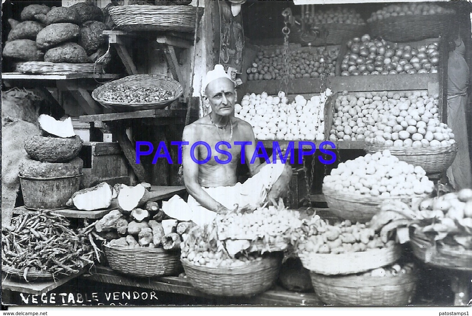 115983 AFRICA COSTUMES NATIVE SELLER VEGETABLE POSTAL POSTCARD - Unclassified