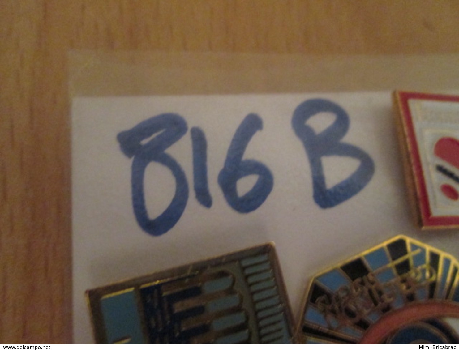 816b Pins Pin's / Rare & Belle Qualité THEME PHOTOGRAPHIE / APPAREIL PHOTO PRESTINOX - Photographie