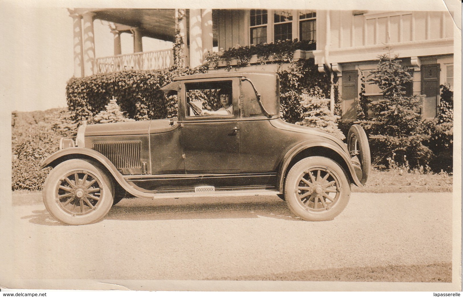 Photo Automobile Avec Femme Au Volant à Identifier Début Des Année 1900 - Cars