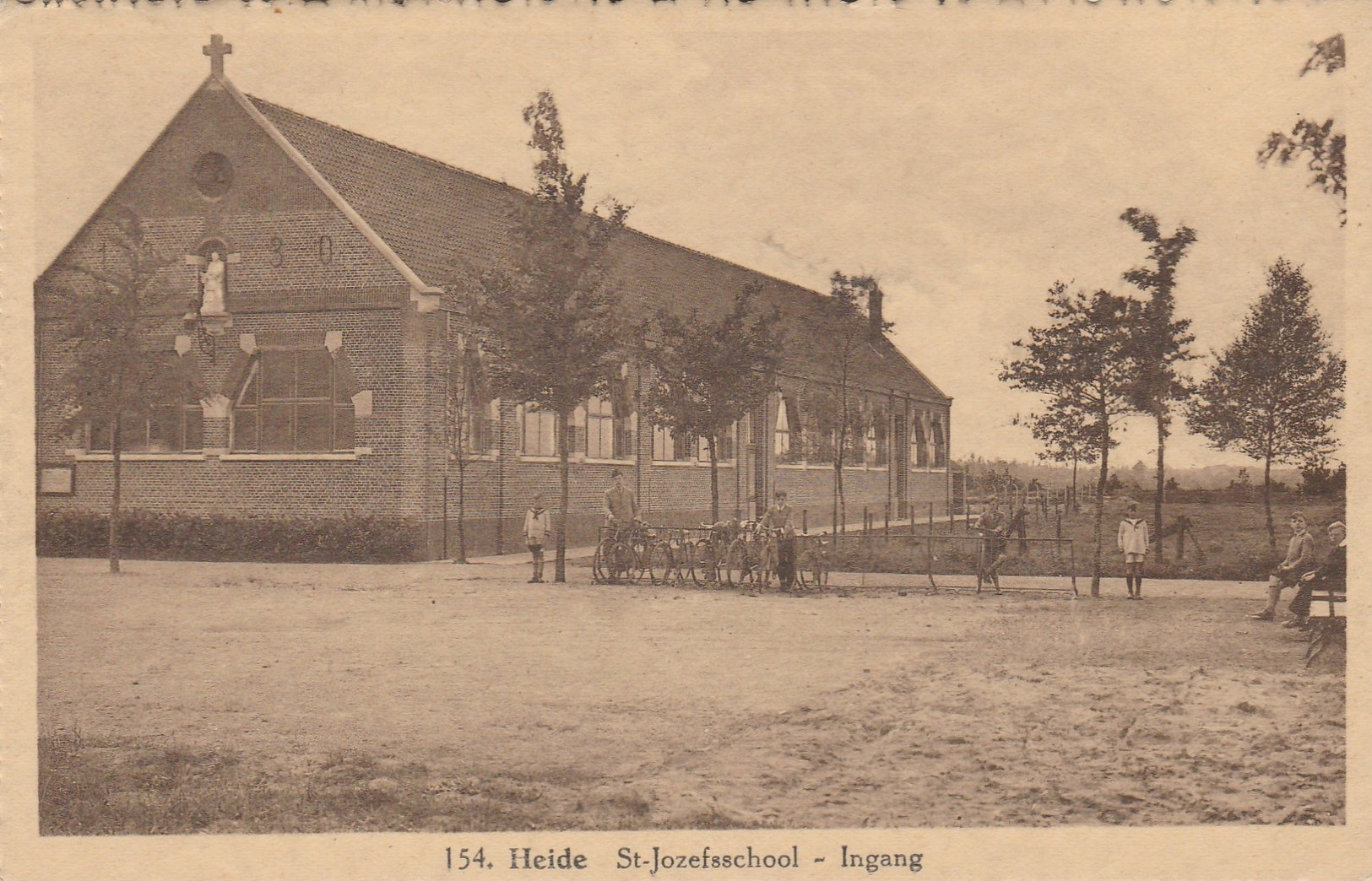 Heide ,( Calmpthout ), St Jozefsschool , Ingang ,( Photo Hoelen ,Cappellen ,154 ) - Kalmthout