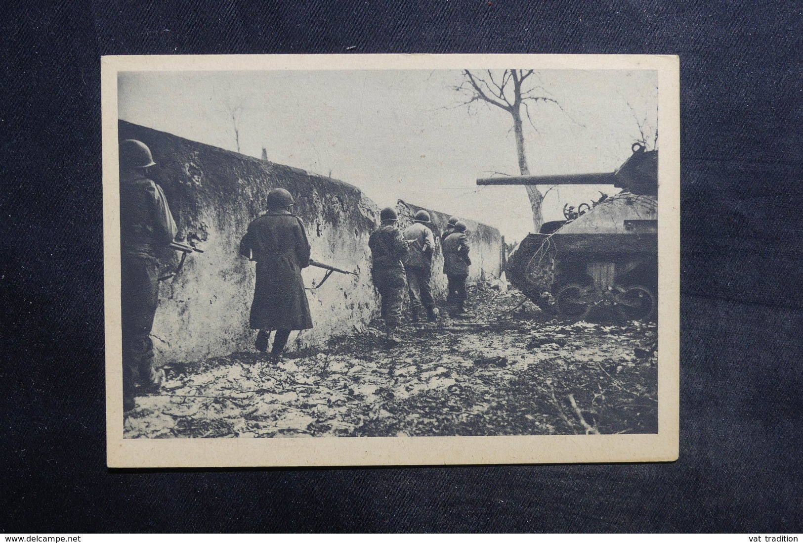 MILITARIA - Carte Postale - Progression De L 'infanterie Avec Appui De Char à Wittenheim - L 35372 - Guerra 1939-45