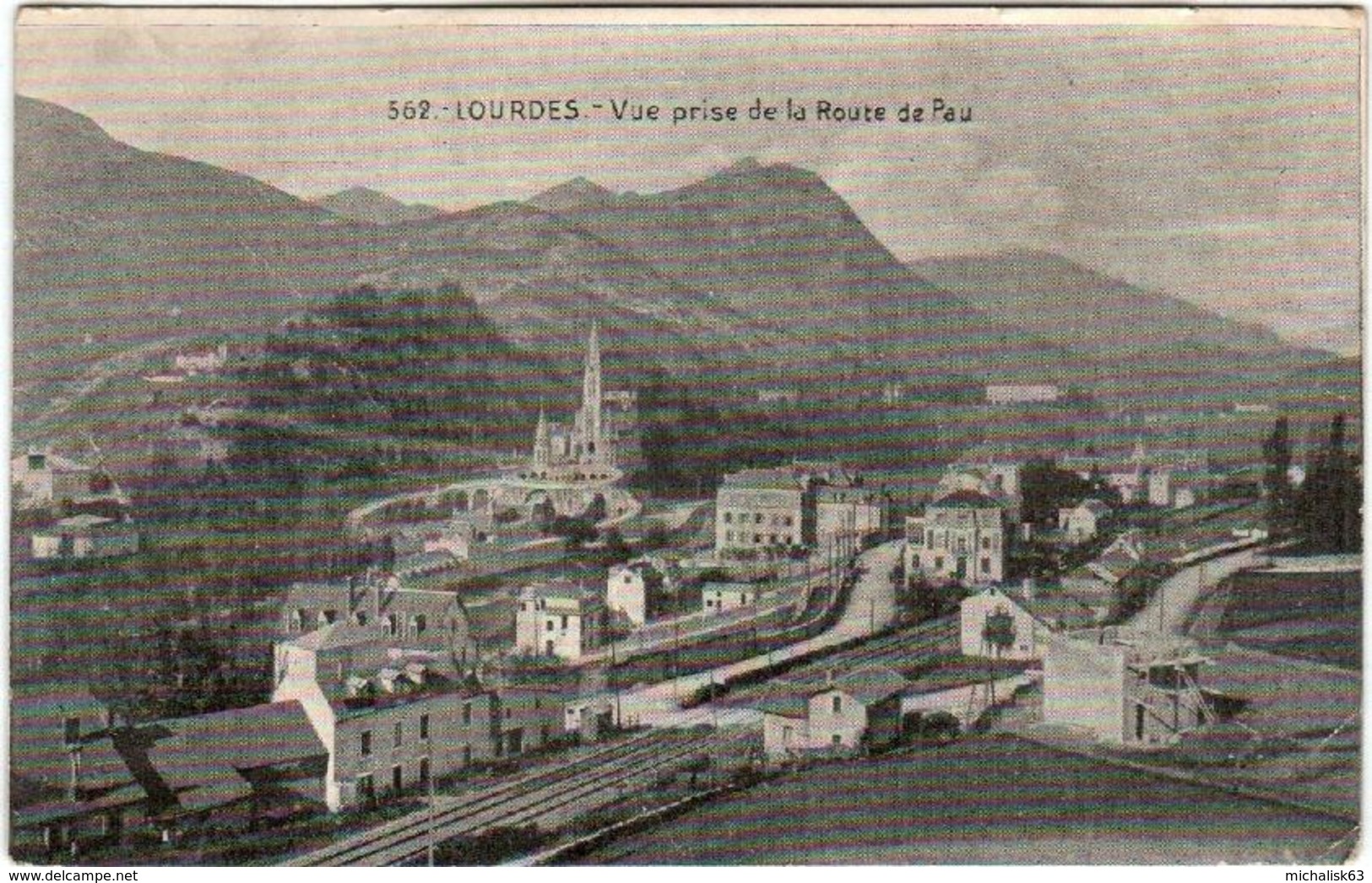 41lks 1O50 CPA - LOURDES - VUE PRISE DE LA ROUTE DE PAU - Lourdes