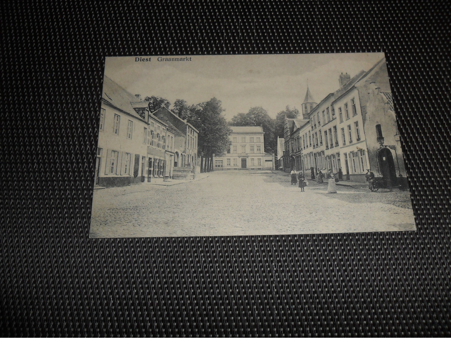 Beau lot de 20 cartes postales de Belgique       Mooi lot van 20 postkaarten van België   - 20 scans