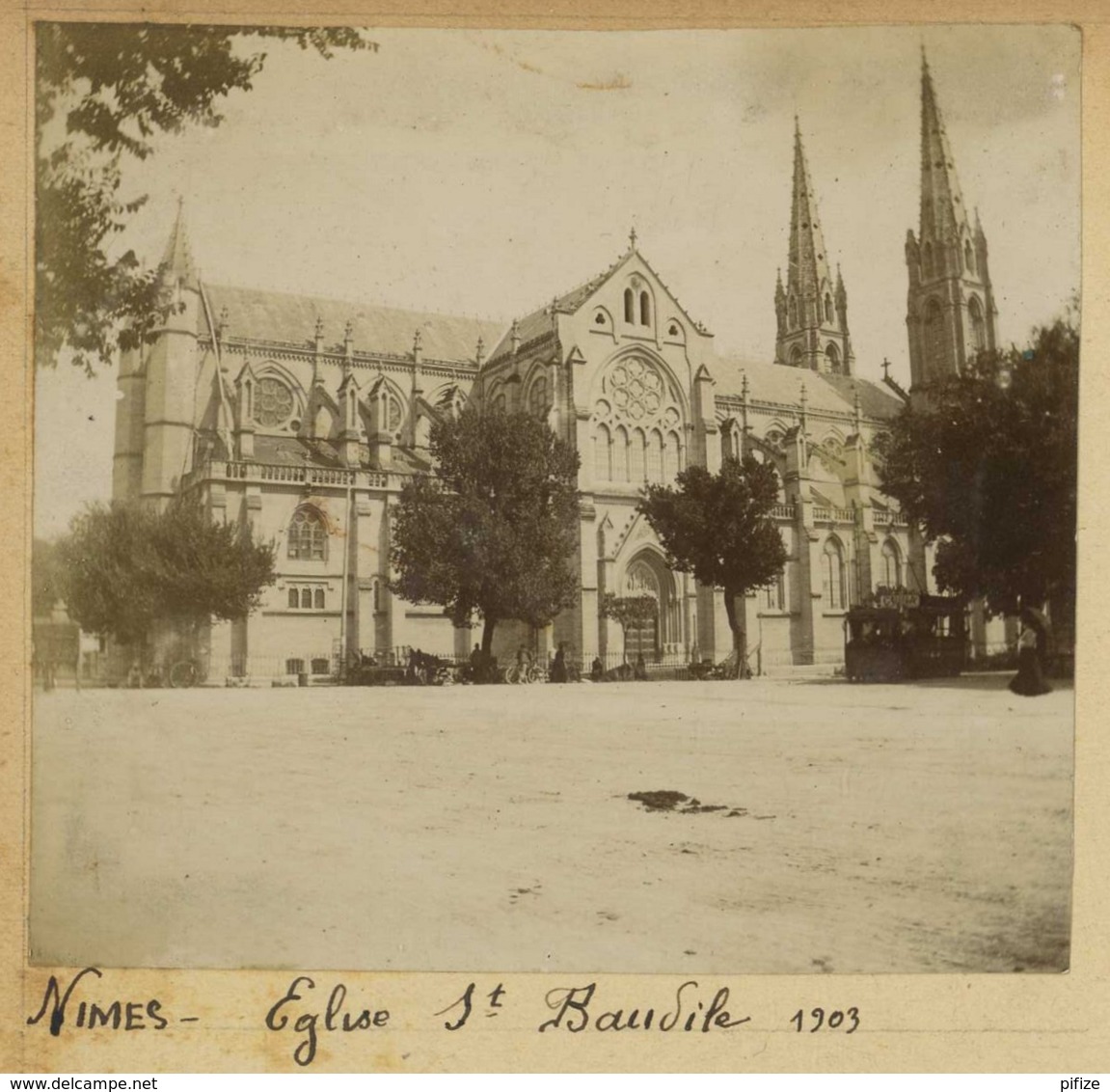 Gard . Nîmes . Eglise Sainte-Baudile . 1903 . - Places