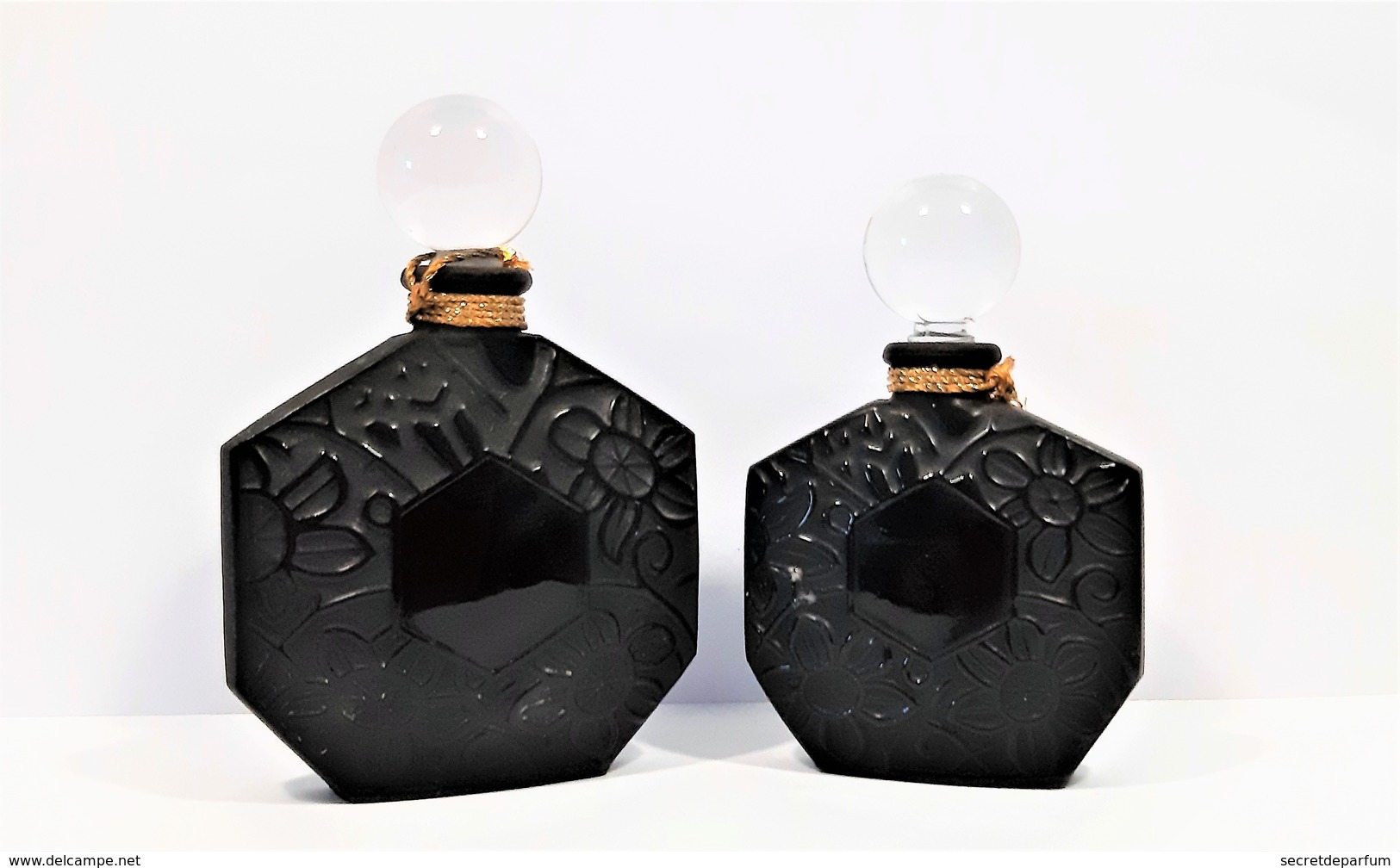 Miniatures De Parfum 2 Flacons  JEAN CHARLES  BROSSEAU  VIDE  7.5 Ml Et 15 Ml En Verre Noir Et Bouchon Verre - Bottles (empty)