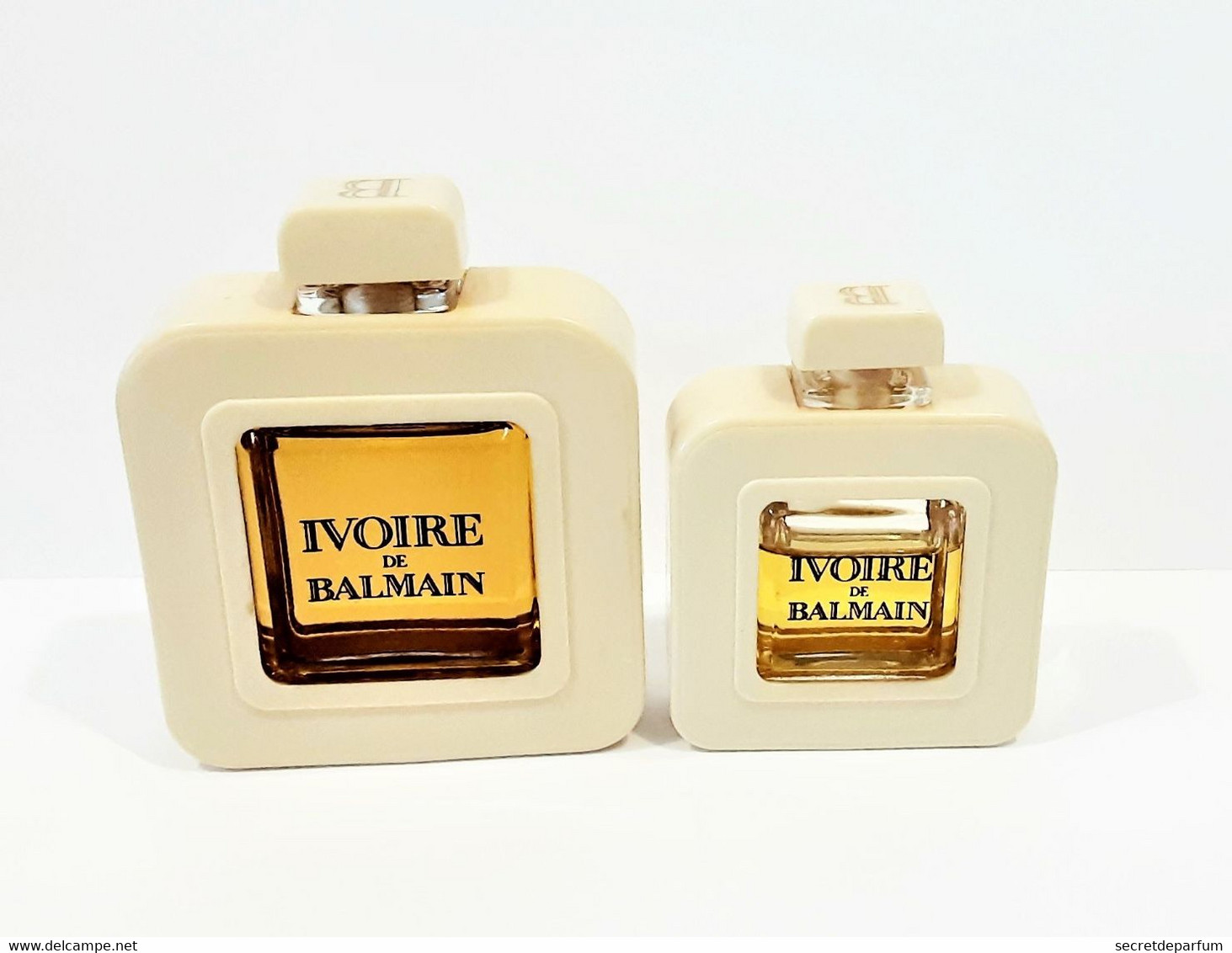 Miniatures De Parfum  2 FLACONS  IVOIRE De BALMAIN 7.5 Ml  Et 15 Ml Sérigraphie Noire + Habillage Flacon - Miniatures Womens' Fragrances (without Box)