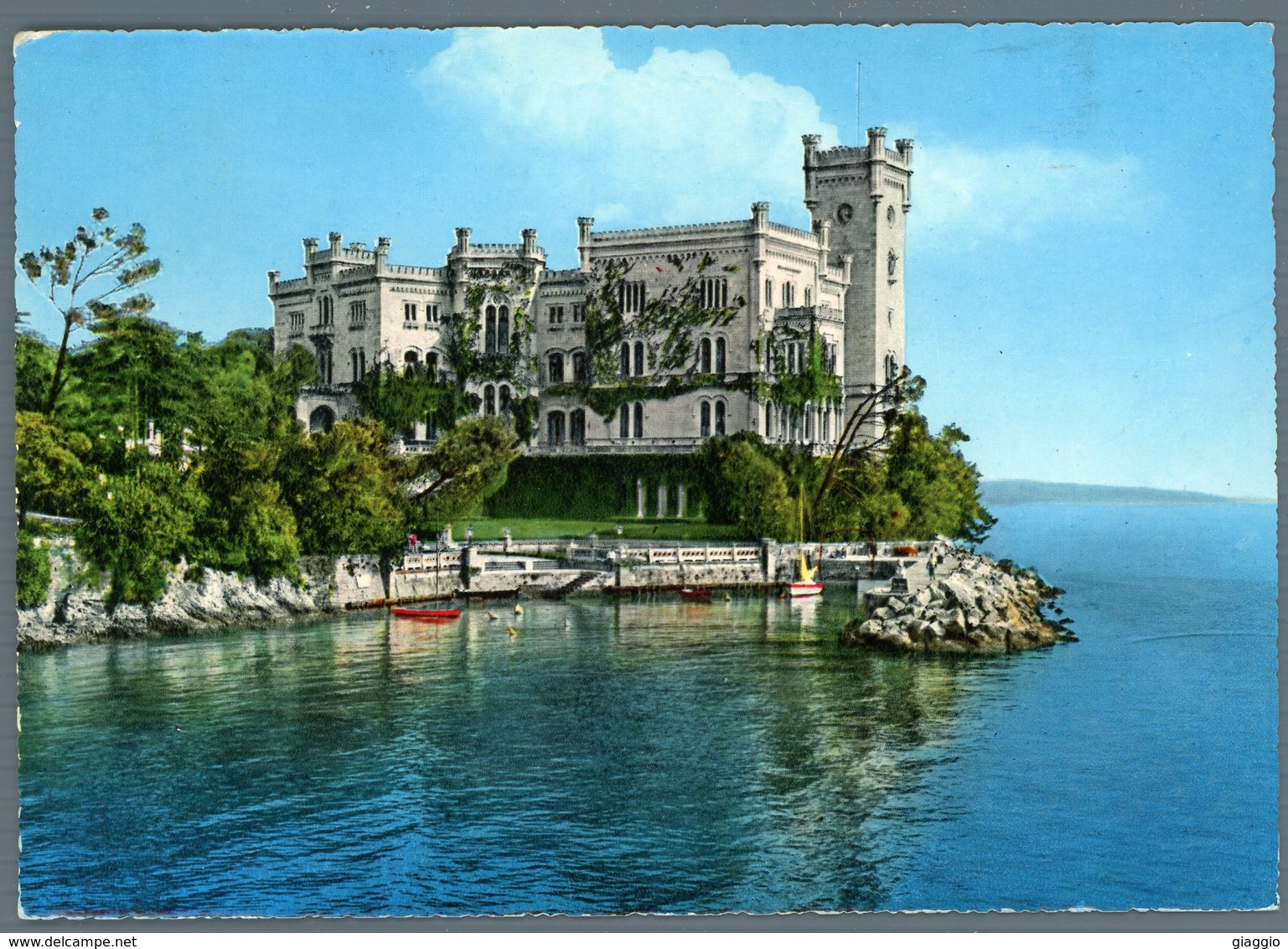 °°° Cartolina - Trieste Castello Di Miramare Viaggiata °°° - Trieste