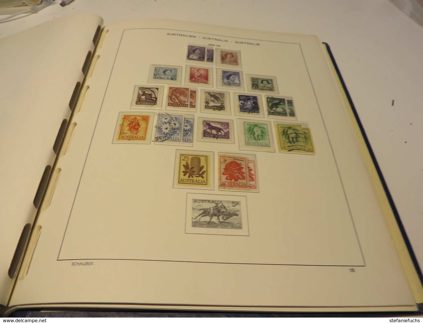 AUSTRALIEN 1913  bis  1976  Posten  o /  ** /   MARKEN  auf  SCHAUBEK - VORDRUCK  im. BINDER