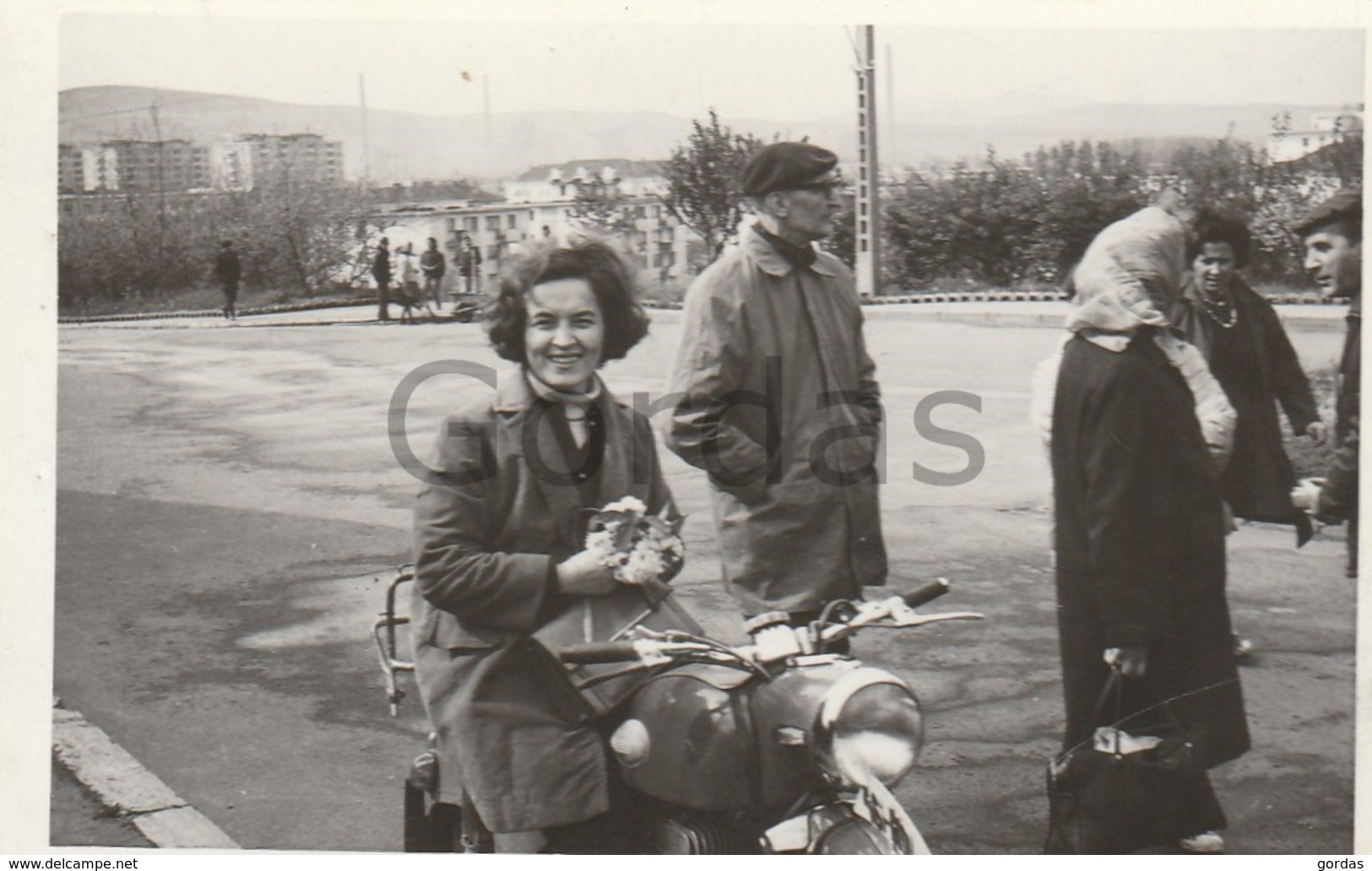 Romania - Hunedoara 1970 - Motocicleta De Epoca - Old Time Motorcycle - Photo 60x80mm - Romania