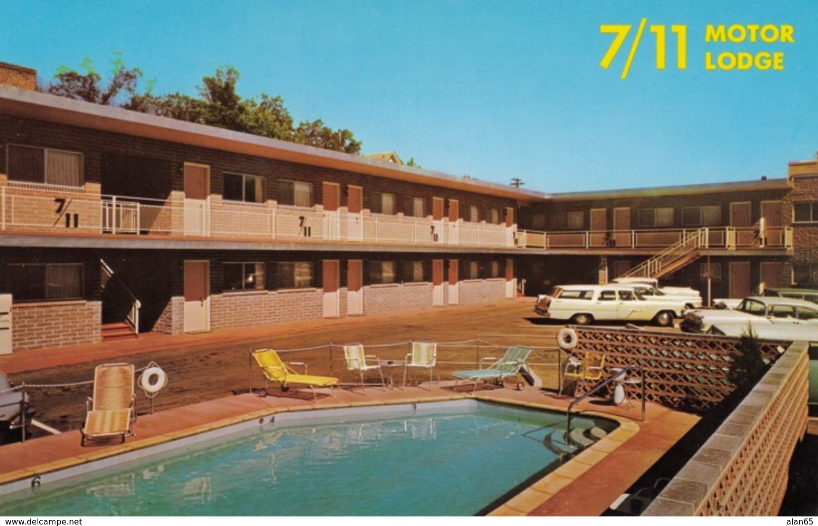 Reno Nevada, 7/11 Motor Lodge Motel, Autos, C1960s Vintage Postcard - Reno