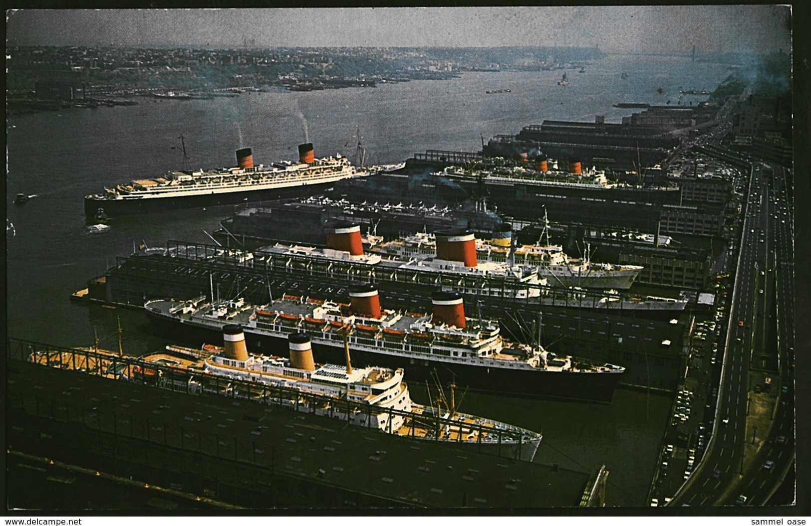 The Port Of New York  -  Ansichtskarte Ca. 1963    (11401) - Transportmiddelen