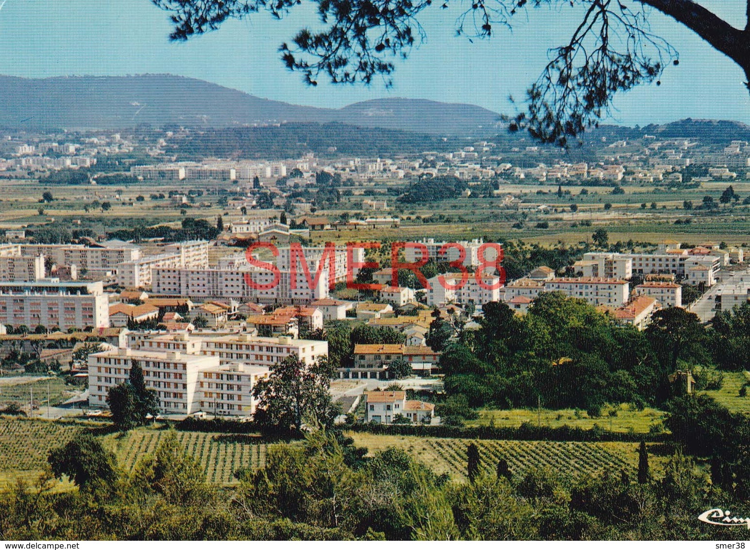 83 - La Garde - Vue Générale - La Garde