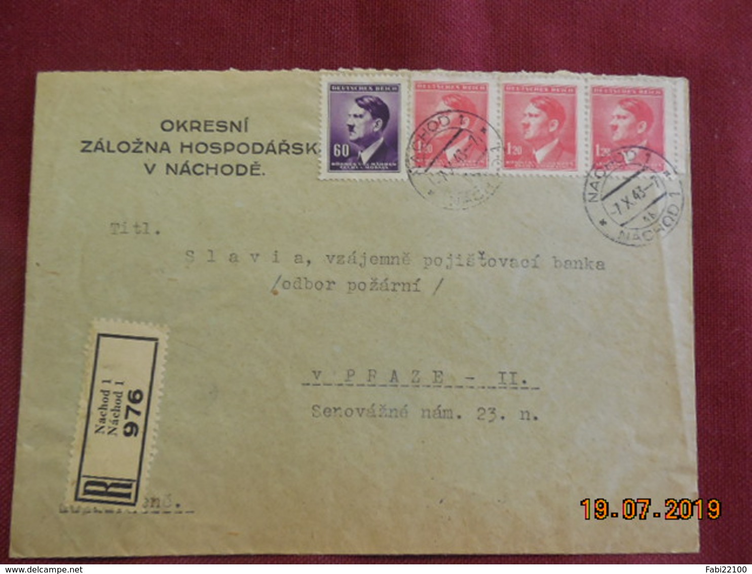 Lettre En Recommandé De 1943 Au Depart De Nachodé à Destination De Prague - Lettres & Documents