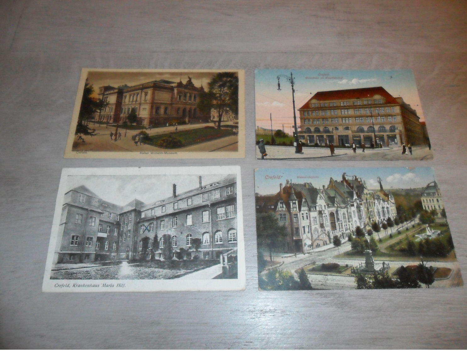 Beau lot de 60 cartes postales d' Allemagne Deutschland  Crefeld  Krefeld        Mooi lot van 60 postkaarten  Duitsland