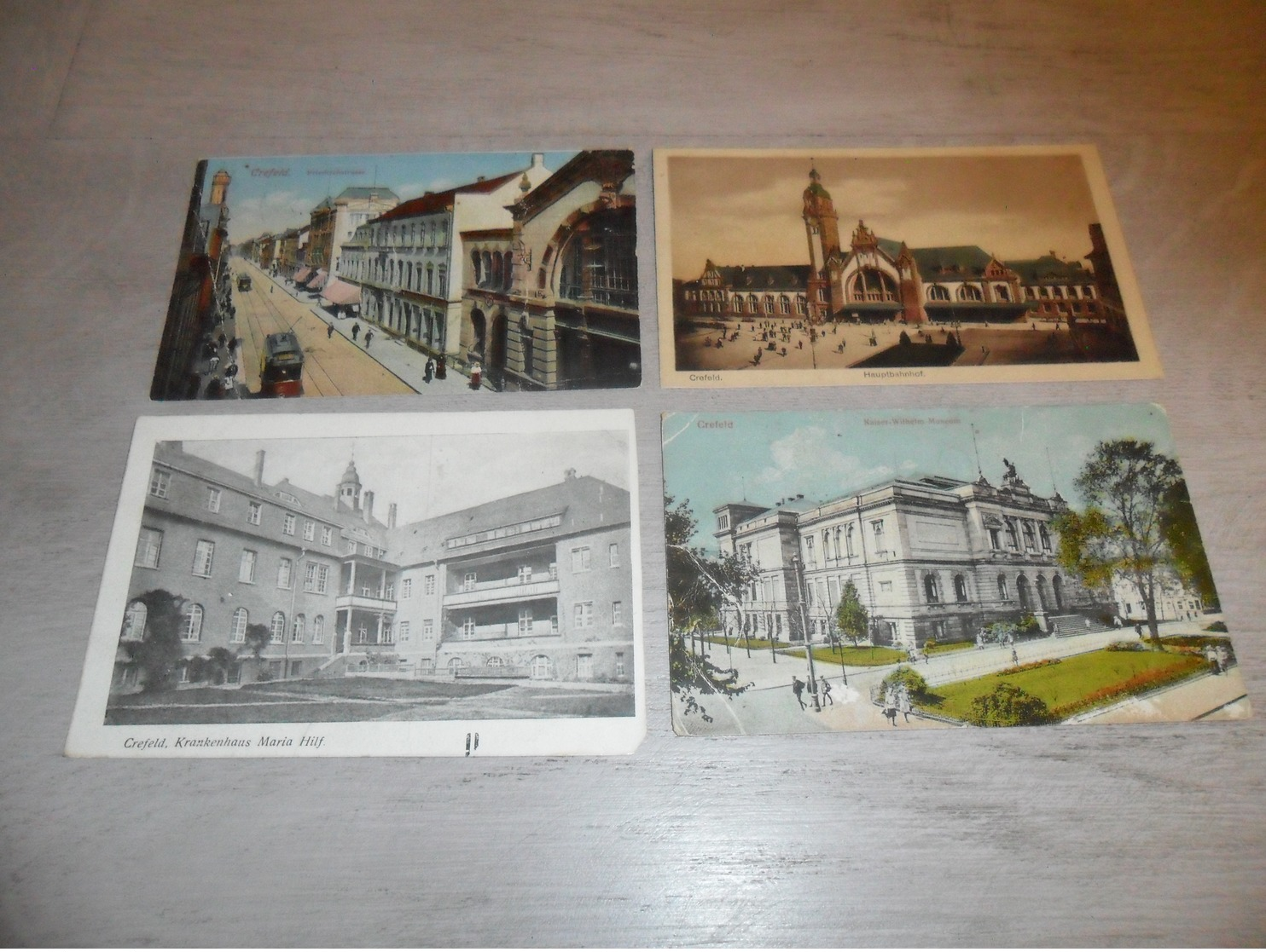 Beau lot de 60 cartes postales d' Allemagne Deutschland  Crefeld  Krefeld        Mooi lot van 60 postkaarten  Duitsland