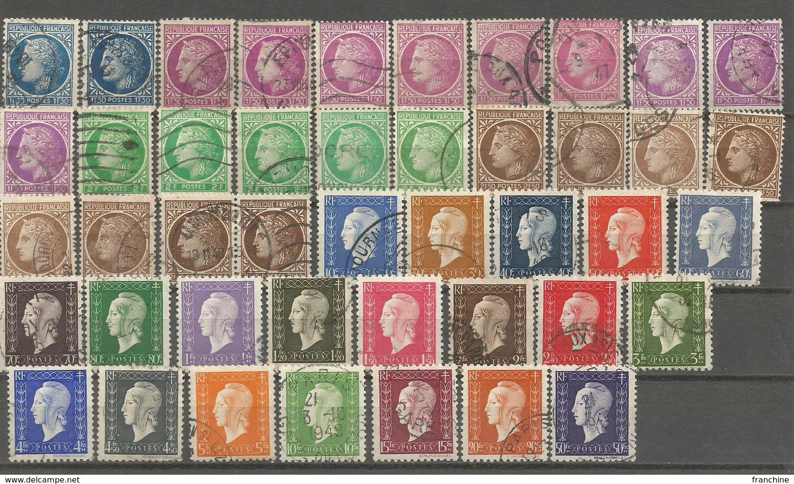 SUPERBE - ANNEE 1945 Avec Plusieurs Nuances - 250 Timbres Oblitérés (o) - 1940-1949