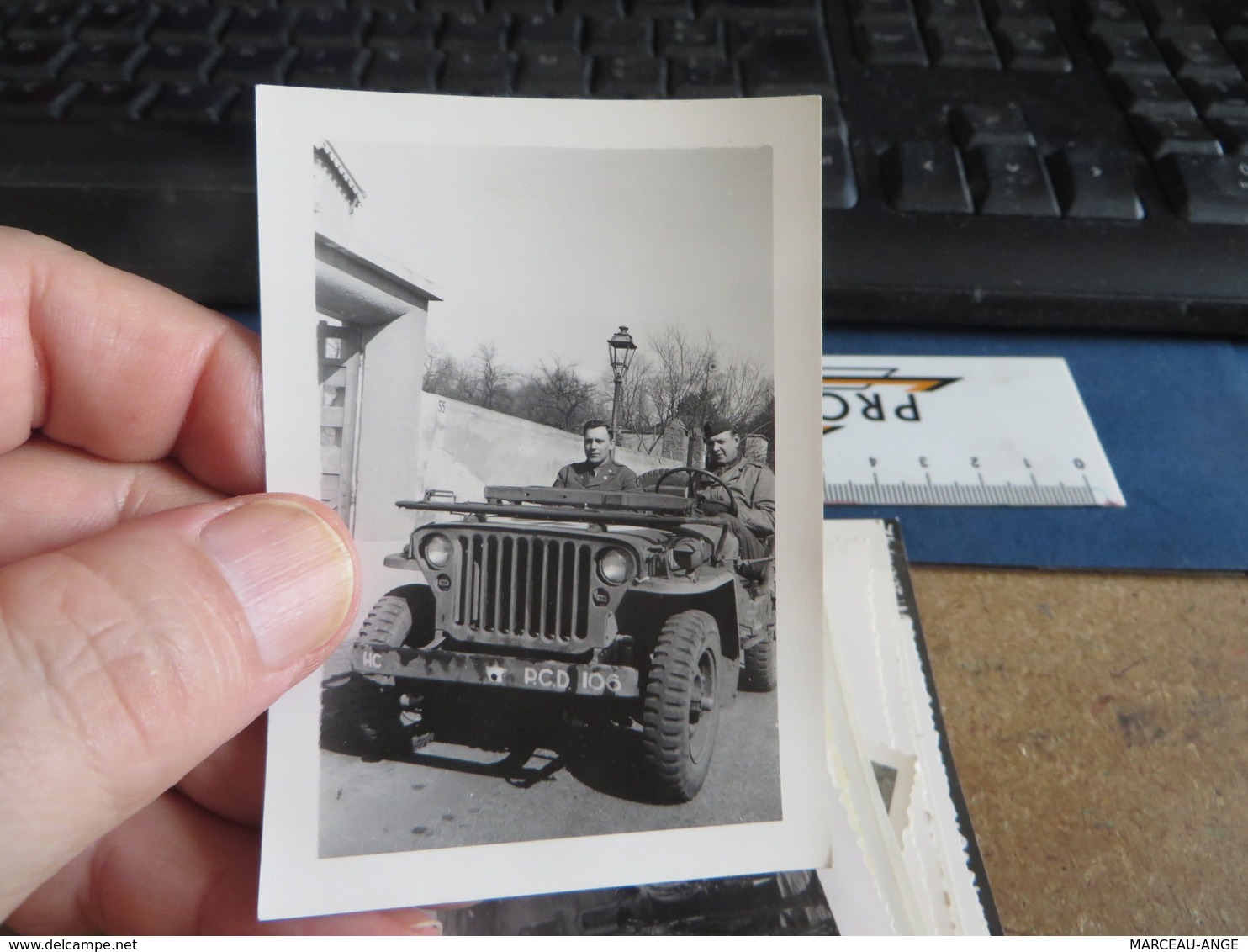 30 photos de militaires,soldats  et divers autres