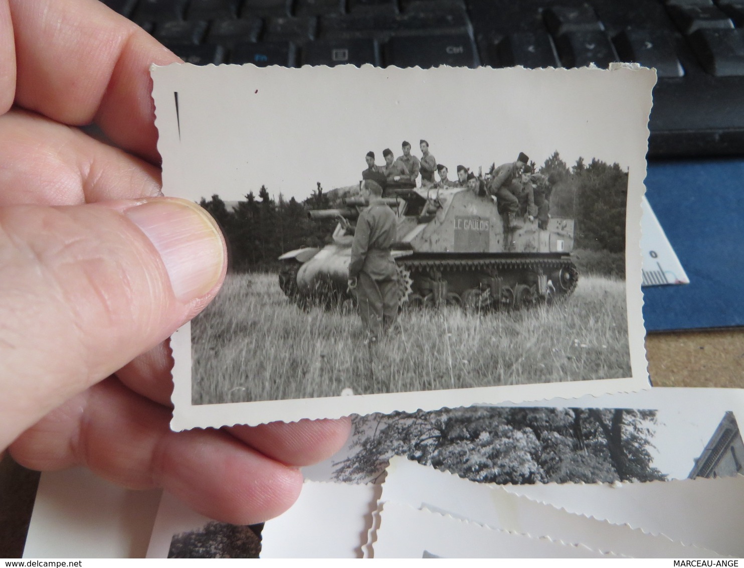 30 photos de militaires,soldats  et divers autres