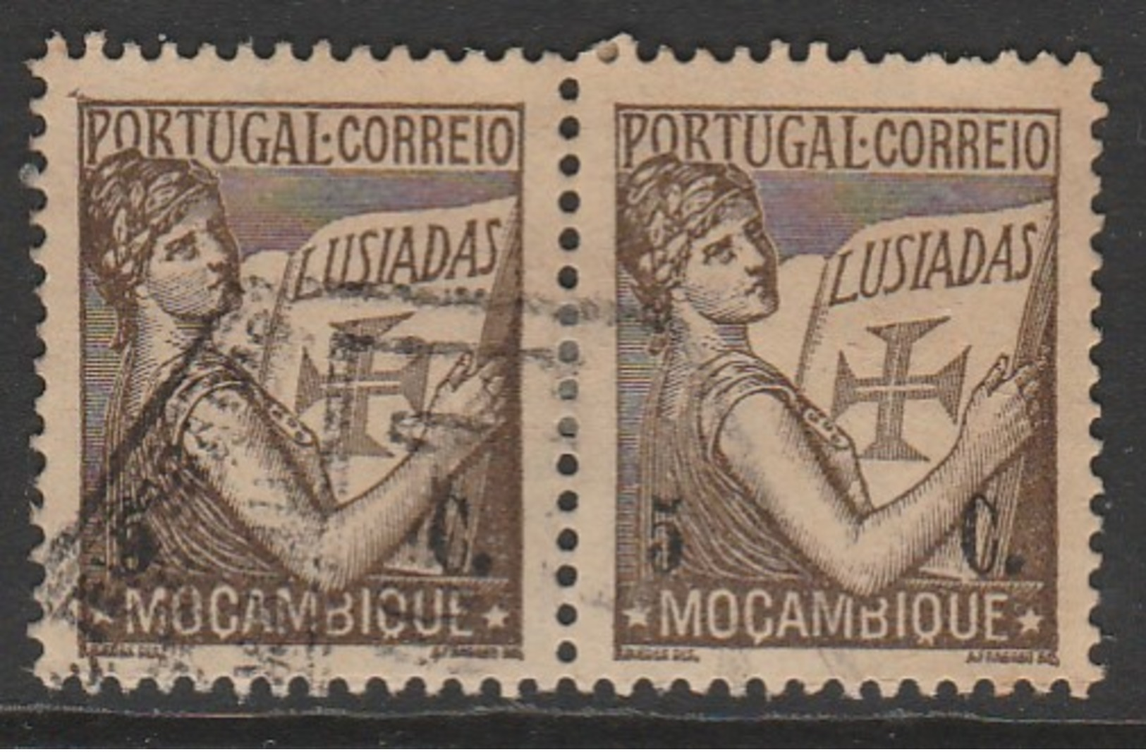 Mozambique 1933 Lusiads 5 C Multicoloured SW: 289 O Used - Mozambique