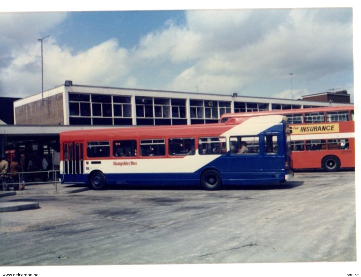 35mm ORIGINAL PHOTO BUS HAMPSHIRE BUS OMNIBUS STATION - F033 - Altri & Non Classificati