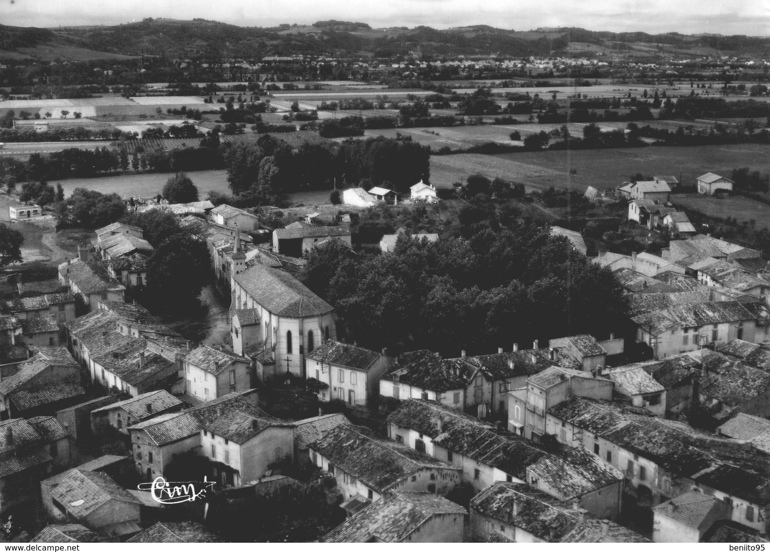 CPSM De LA TOUR Du CRIEU -Vue Générale Aérienne. - Autres & Non Classés