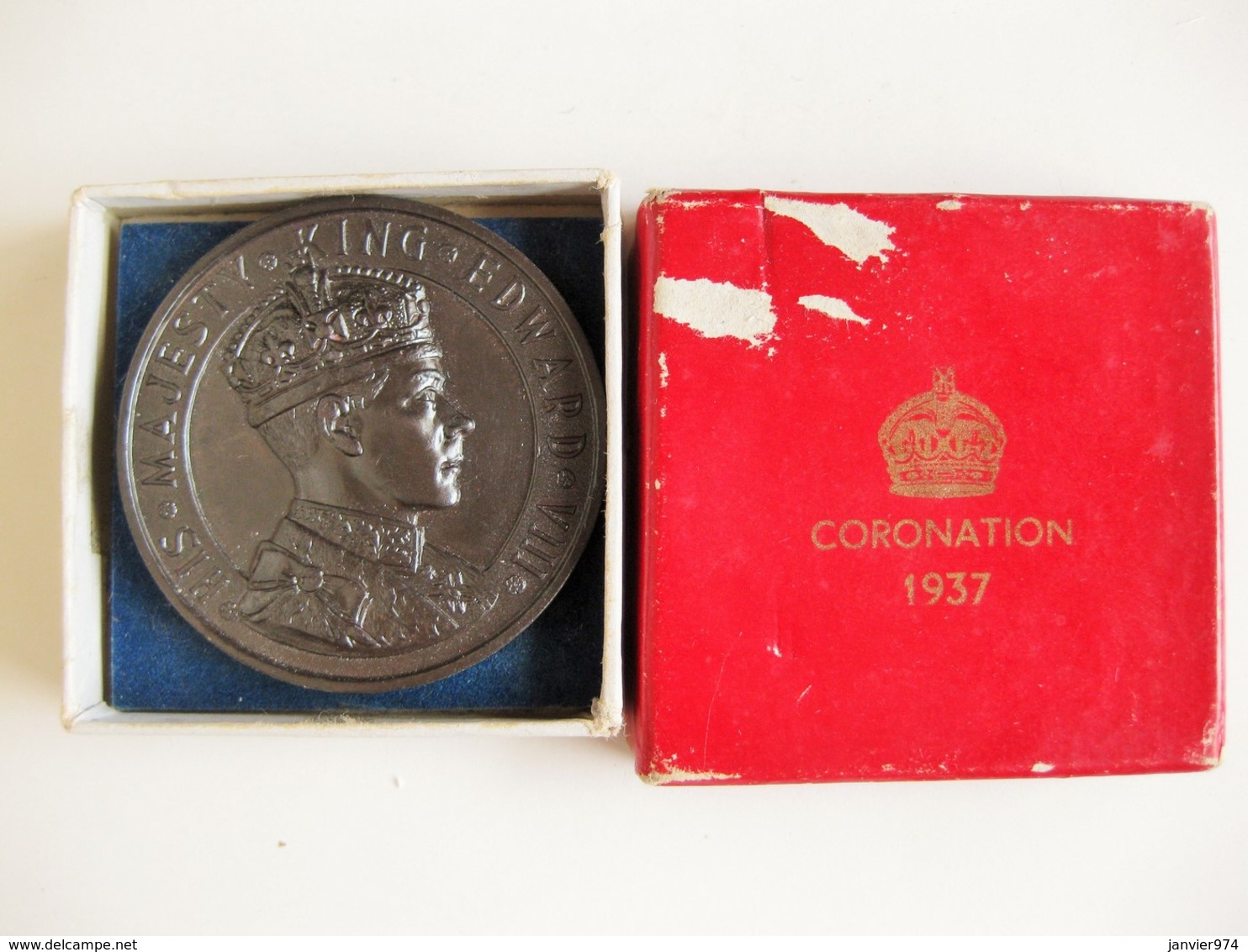 Medaille Et Boite. Edward VIII Coronation Medal Crowned 1937 - Royal/Of Nobility