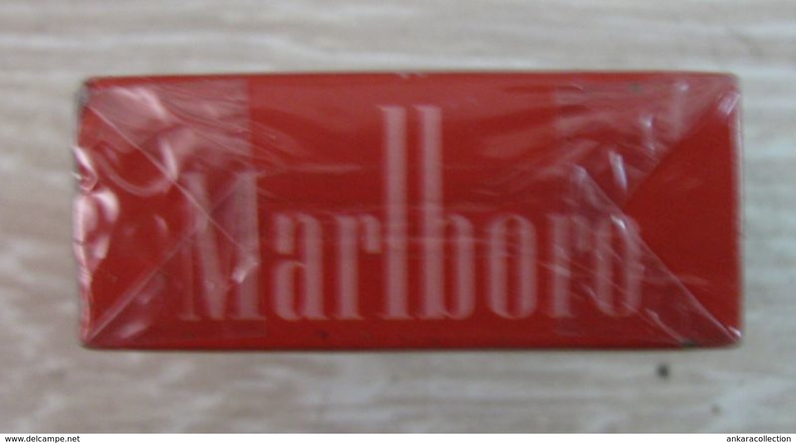 AC -  MARLBORO AMERICAN HARD PACKED EMPTY BOX FOR COLLECTION