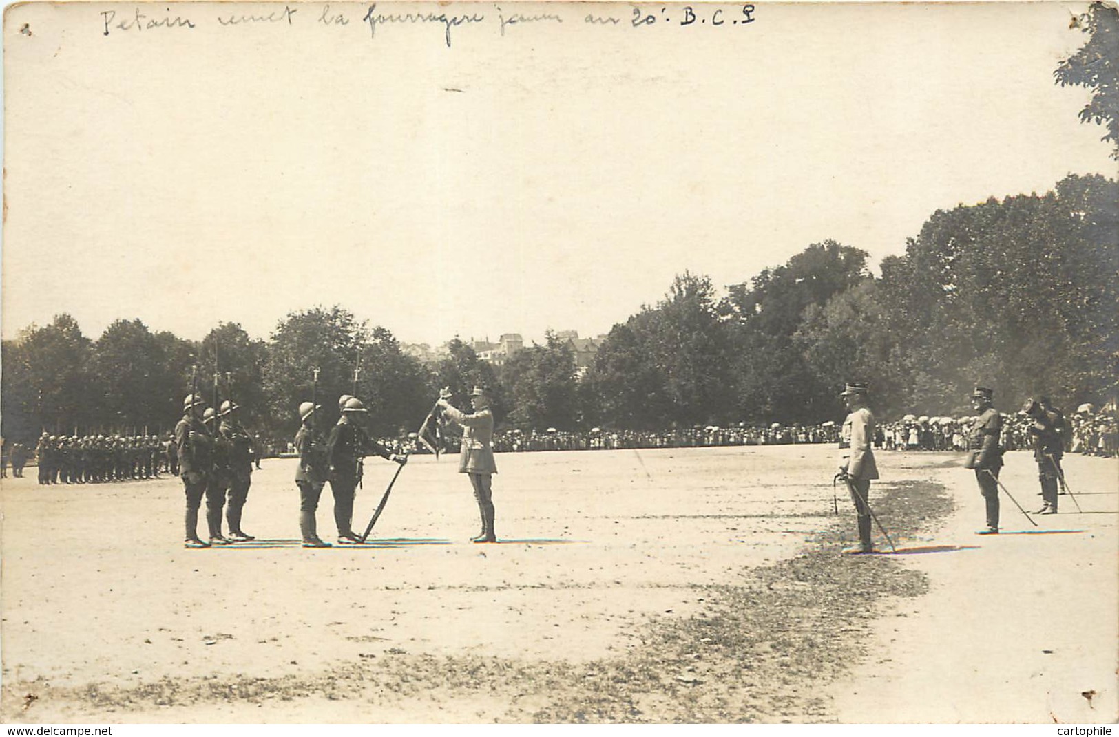 88 - EPINAL - Carte Photo - Le General Petain Remet La Fourragère Jaune Au 20e BCP -  1919 - Epinal