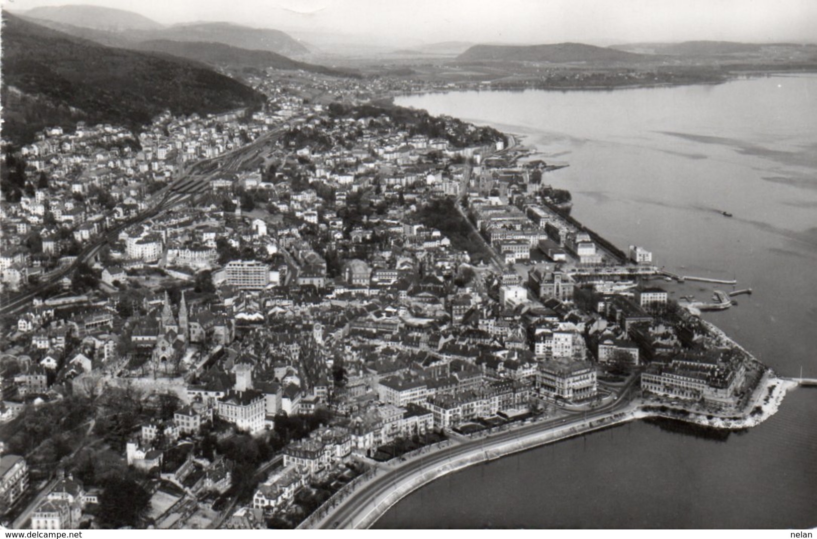 FOTOCARTOLINA-VUE AERIANNE DE NEUCHATEL-VIAGGIATA 1962 - Neuchâtel