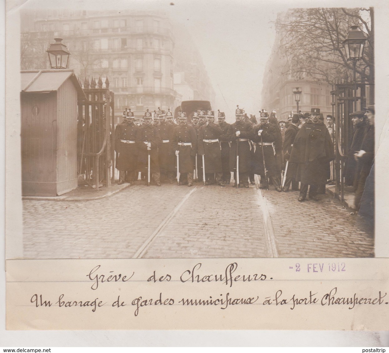 1912 GRÈVE DES CHAUFFEURS PORTE CHAMPERRET TAXIS  +- 18*13CM Maurice-Louis BRANGER PARÍS  (1874-1950) - Coches