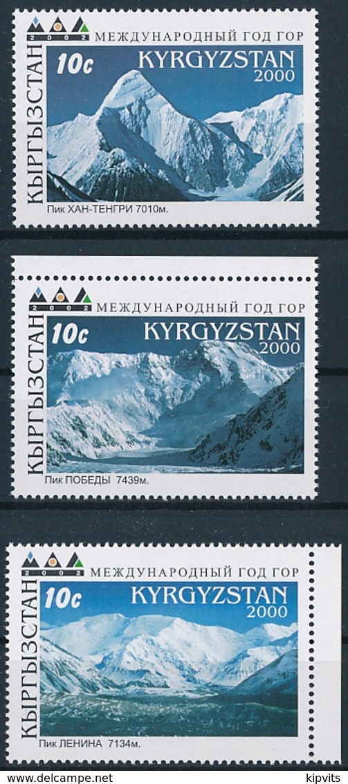 Mi 219-21 MNH ** / Intl. Mountain Year, Geology - Khan Tengri, Jengish Chokusu, Pik Lenin - Kyrgyzstan