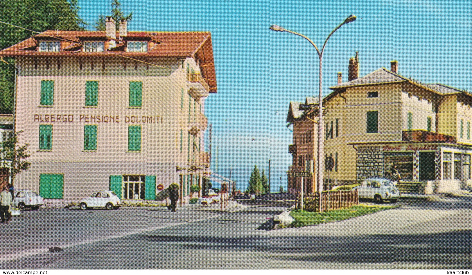 La Strada Della Mendola: FIAT 500, 600, 850, Albergo Pensione 'Dolomiti' - ALFA ROMEO, Die Mendelpasstrasse  - (Italia) - Toerisme
