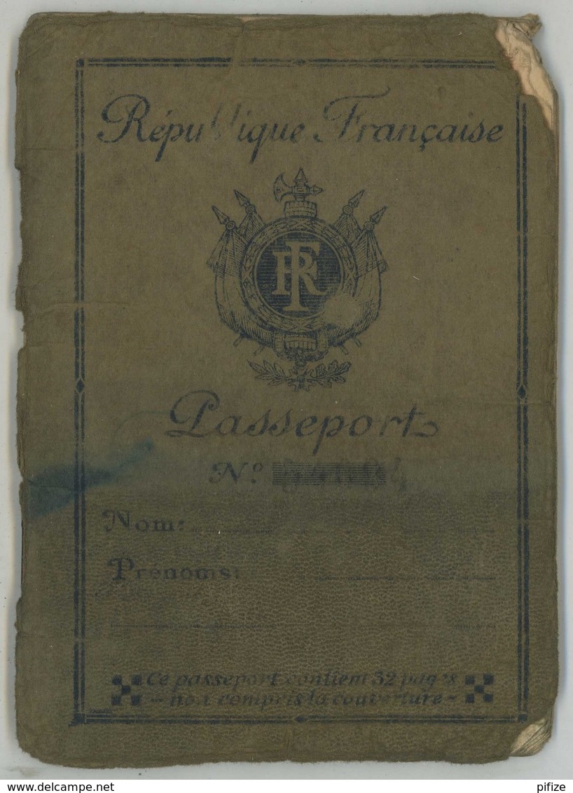 Passeport x 3 Raymond Isaac , alias Raymond Dac , artiste chorégraphique ayant beaucoup voyagé . Judaïca . Occupation .