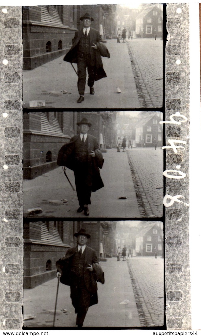 Carte Photo Originale Marcheurs De Rue En 3 Vues - Marcheur & Sa Canne D'un Pas Vif En Ville Vers 1920 - Personnes Anonymes