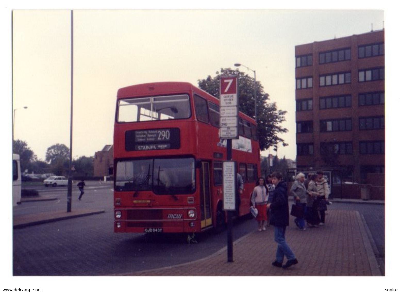 35mm ORIGINAL PHOTO BUS STAINES WRAYSBURY  - F046 - Other & Unclassified