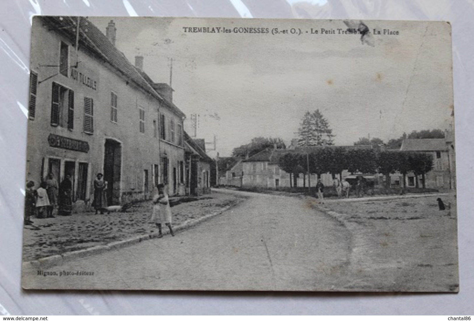 Tremblay Les Gonesse  La Place Du Petit Tremblay 408CP01 - Tremblay En France