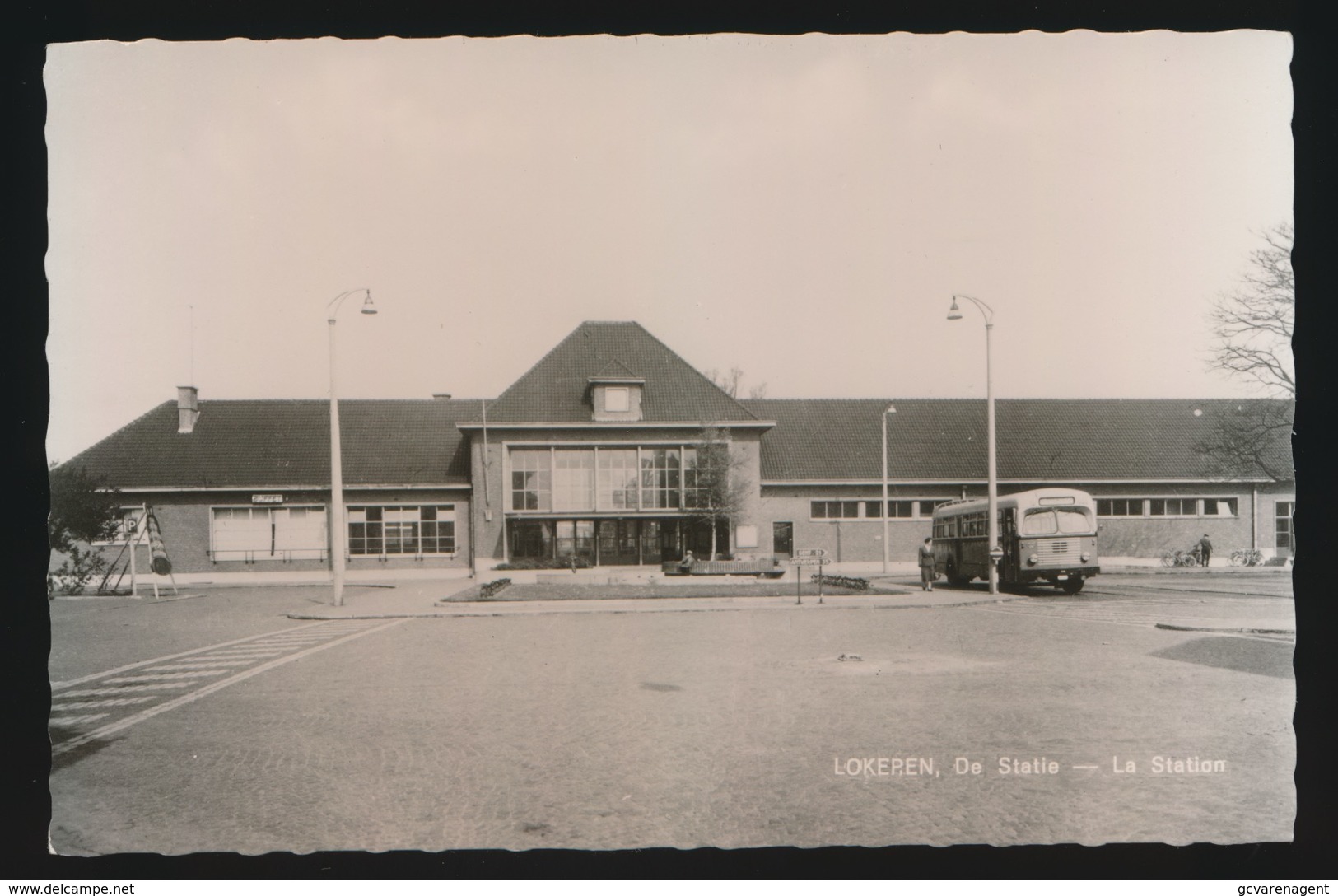 LOKEREN - FOTOKAART   DE STATIE - Lokeren