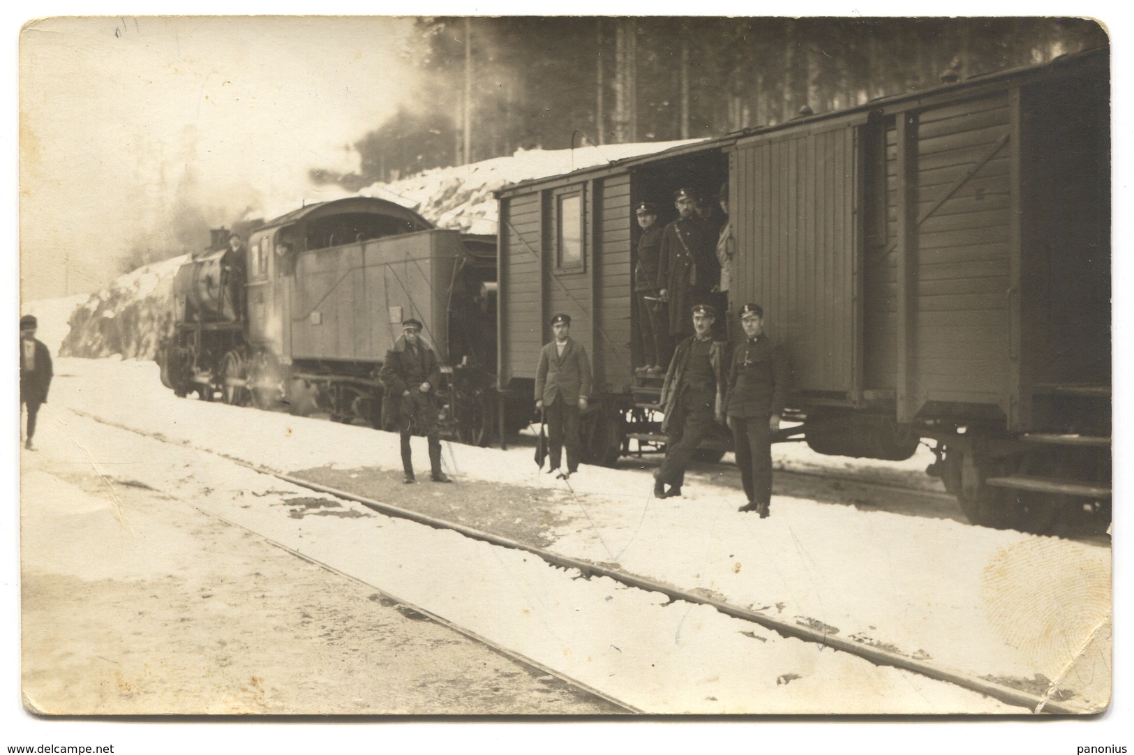 Railway, Eisenbahn, Chemin De Fer  - Locomotive Railroader, Kingdom Of Yugoslavia, Real Photo PC - Stations With Trains
