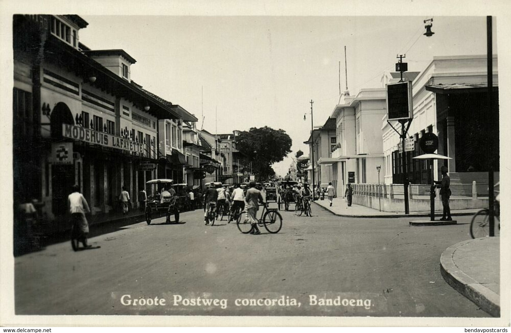 Indonesia, JAVA BANDUNG, Groote Postweg Concordia, Lafayette 1920s RPPC Postcard - Indonesië