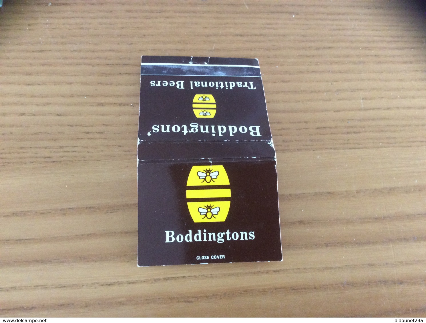 Pochette D'allumettes ANGLETERRE "Boddingtons’ Traditionaliste Beers" (bière, Abeille) - Boites D'allumettes