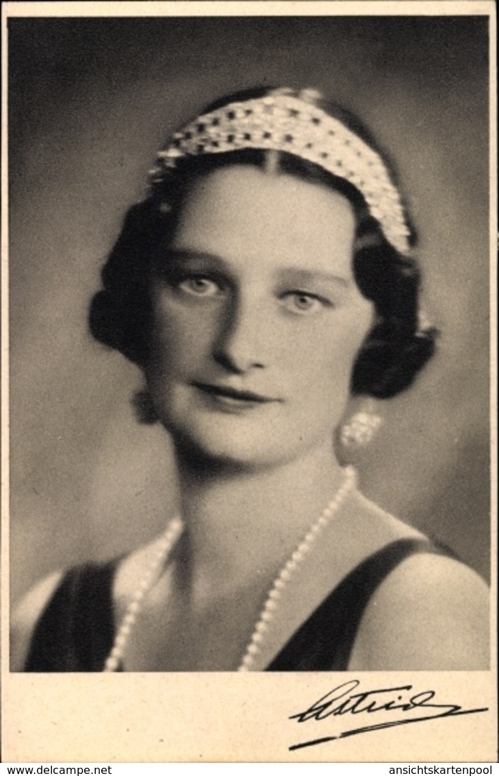 Cp Astrid Von Schweden, Reine Von Belgien, Portrait - Königshäuser